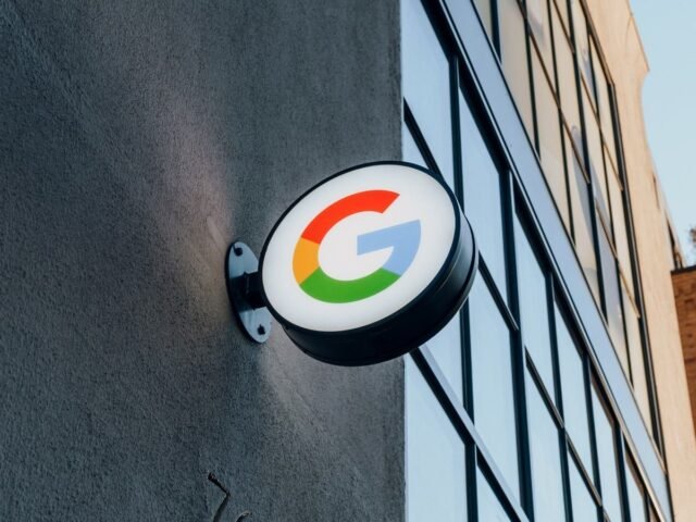 Google vai exibir anúncios na “Visão Geral criada por IA” — mas só porque você os acha úteis