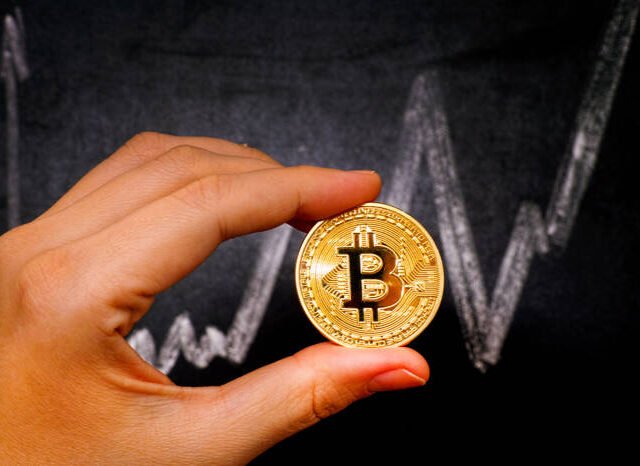 Bitcoin Price Outlook – Bitcoin Continues to Work Off Massive Push Higher