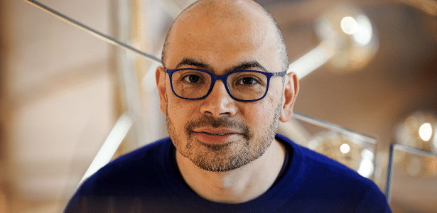 Ganhador do Nobel diz que IA vai curar todas as doenças em 10 anos