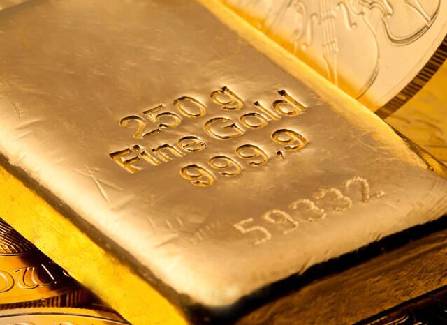 Gold (XAUUSD) & Silver Price Forecast: XAU Hovers Near $3,346, XAG Tests $33.70 Zone