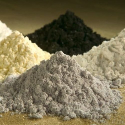 Cazaquistão anuncia descoberta de depósito de tamanho recorde com terras raras