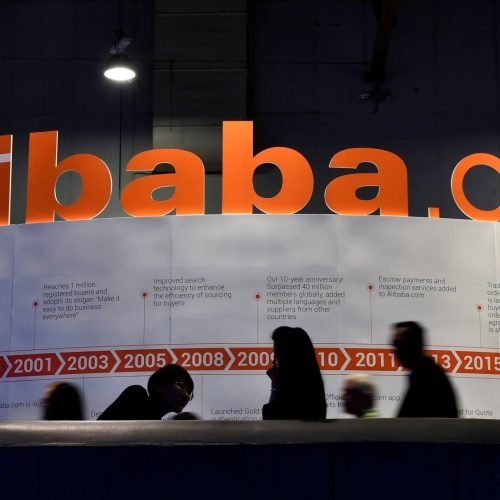 Alibaba lança modelo de IA que bate nas da OpenAI e DeepSeek