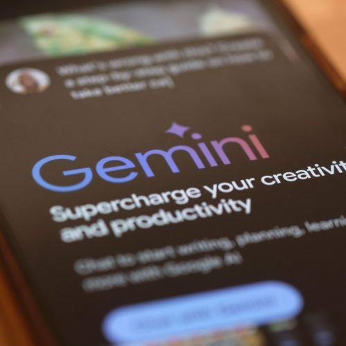 Google quer IA do Gemini em produtos da Apple neste ano