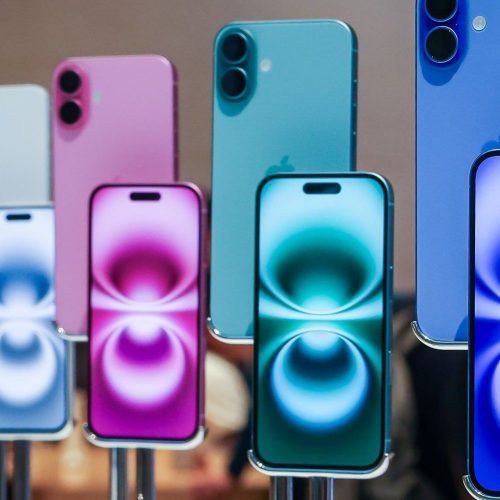 Apple enche 5 aviões com iPhones na Índia para escapar de tarifas de Trump