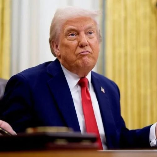 Trump quer que iPhones sejam fabricados nos EUA; entenda