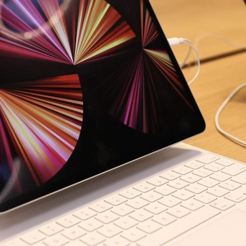 Apple deve lançar dobrável em 2026, mas ainda não sabemos o que é