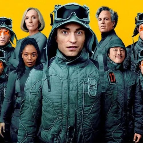 Mickey 17: qual Mickey sobrevive no final? Entenda o desfecho do filme com Robert Pattinson