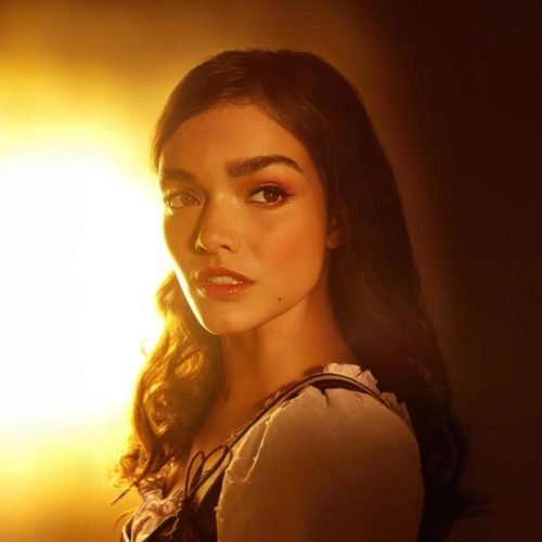 Branca de Neve é horrível, mas Rachel Zegler mostra talento em outro filme no streaming