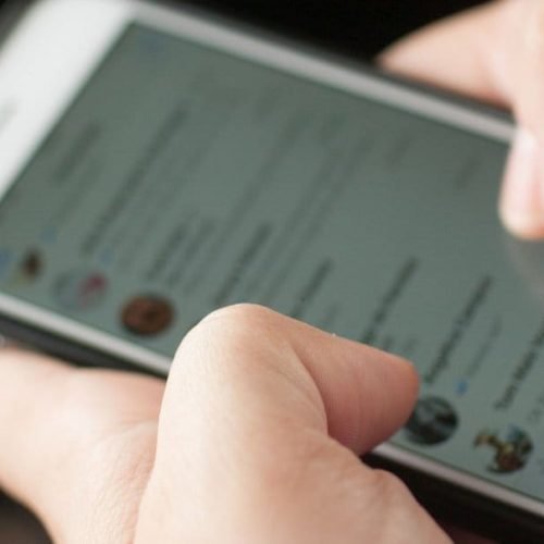 WhatsApp ganha contagem de usuários ativos, atalhos para reações e mais; confira