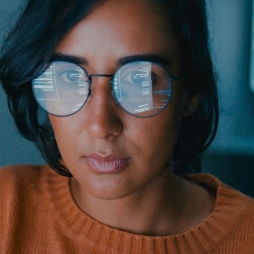 A inteligência artificial ressuscita a imprensa, reposiciona a ciência e redefine a presença digital