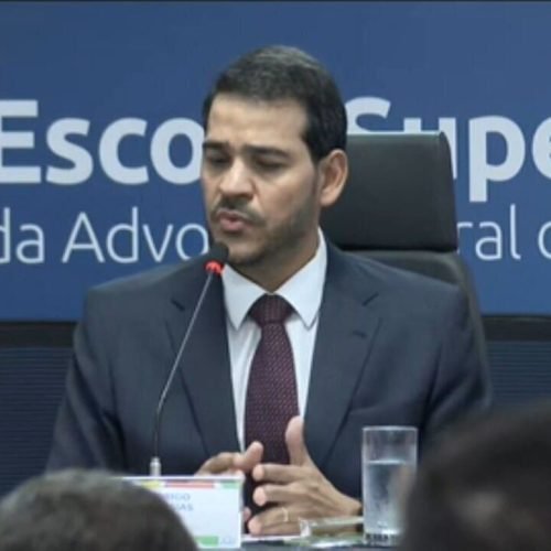 AGU 'já esperava' ausência de big techs em debate e vai defender 'proteção mínima' a vulneráveis nas redes