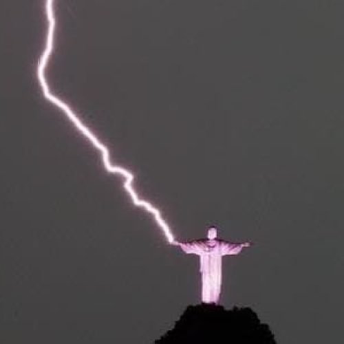 Raios não caem duas vezes em um mesmo lugar? Veja o que a ciência diz