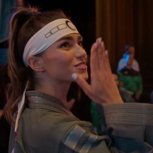 Atriz que faz Zara Malik em Cobra Kai é campeã de artes marciais na vida real! Conheça Rayna Vallandingham