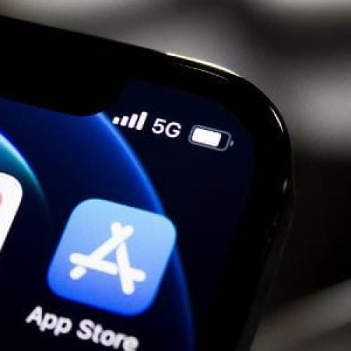 Cade fecha cerco contra Apple e Google e mira abuso de Android e iOS