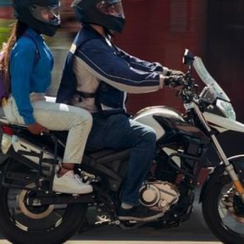 Justiça libera ‘mototáxi’ da Uber em SP, mas empresa não vai operar