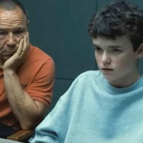 ‘Adolescência’ recria a tragédia e expõe o mal-estar moderno no ritmo certo