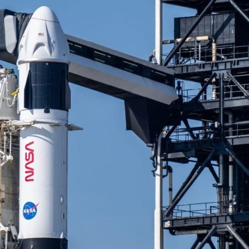 Astronautas ‘presos’ no espaço já estão a caminho da Terra; confira a previsão de chegada