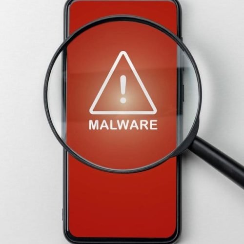 Mais de 300 apps maliciosos que atingiram usuários brasileiros foram encontrados na Play Store; entenda