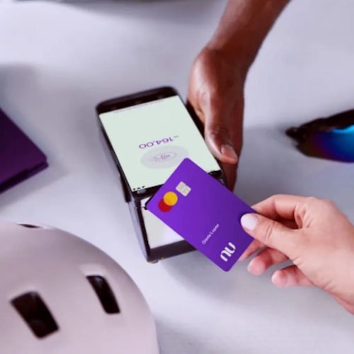 Fim dos memes? Nubank inaugura primeira ‘não agência’ em ação promocional com o Burger King