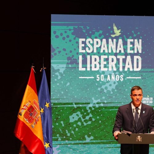 Premiê espanhol imita slogan de Trump e fala em ‘retomar controle’ das redes sociais