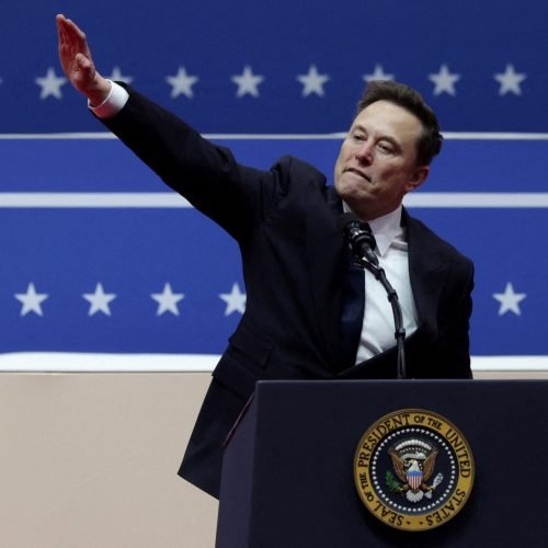 As reações ao controverso gesto de Elon Musk, criticado por semelhança à ‘saudação’ nazista | Tecnologia