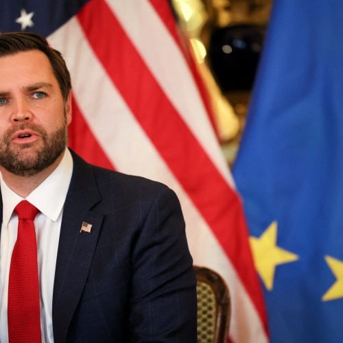 EUA e Reino Unido decidem não assinar declaração de cúpula de IA que pede tecnologia 'aberta' e 'inclusiva'