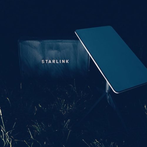 PSOL pede à Anatel que anule decisão sobre a expansão da Starlink no Brasil