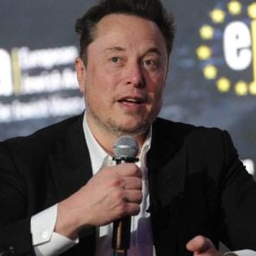 Elon Musk anuncia 1º implante de chip cerebral da Neuralink em humano