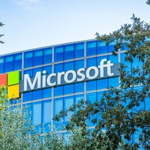 Microsoft anuncia mais softwares autônomos de IA para proteger computadores