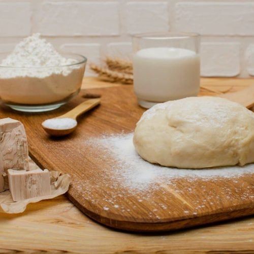 Química na cozinha: qual é diferença entre o bicarbonato de sódio e o fermento em pó?