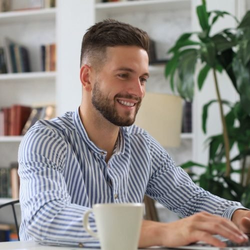 Home office: 121 vagas para trabalho remoto [26/03]