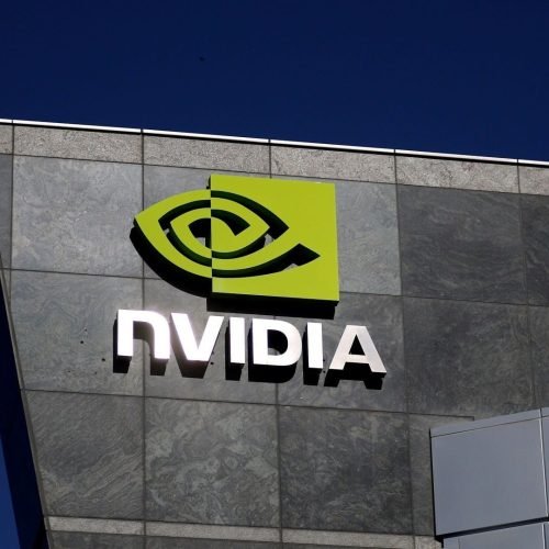 Cerca de 60% dos servidores de IA da Nvidia podem ‘fugir’ de tarifas dos EUA