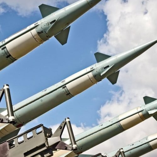 Ucrânia destrói quase 100 mísseis de cruzeiro russos em ataque de drone à base Engels-2