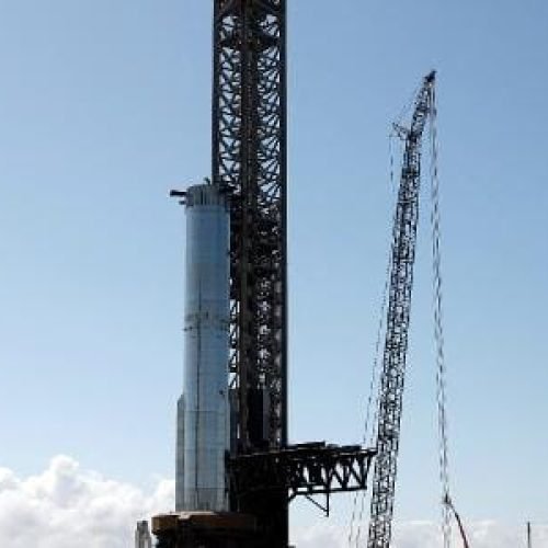 Após explosão, SpaceX recebe autorização para teste de megafoguete