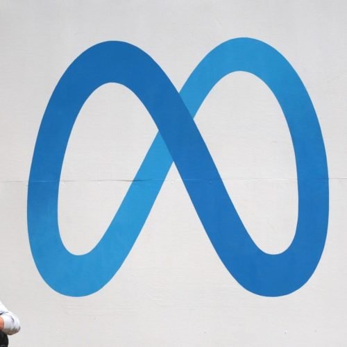 Meta demite 20 funcionários que vazaram informações confidenciais