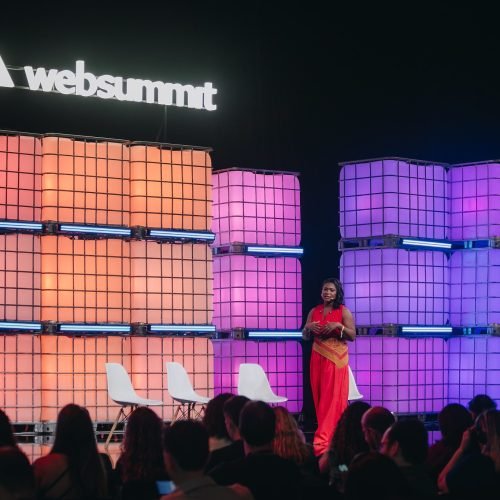 IA no mercado do trabalho: veja previsões e análises de executivos de big techs no Web Summit Rio