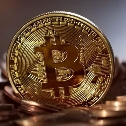 Compras institucionais de Bitcoin caem 33%, diz Glassnode Por CriptoFácil