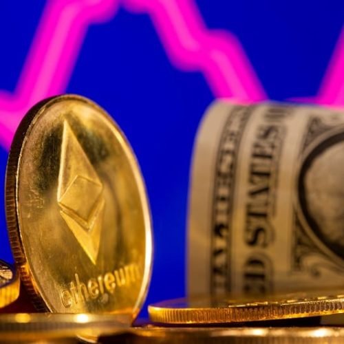 Ethereum ganha 10% em um dia de alta Por Investing.com