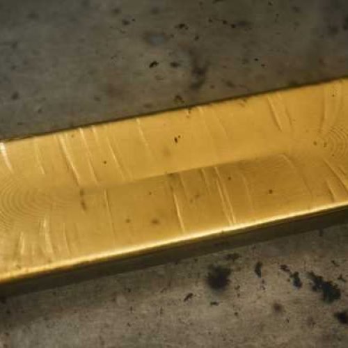 Gold Faces Resistance: Consolidation Continues Amid Uncertainty