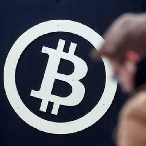 Instituições estão aumentando acúmulo de Bitcoin apesar de reguladores