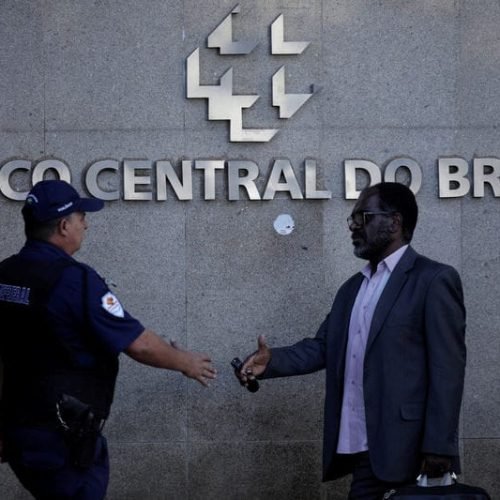 BC diz que deve observar lei e recomendações internacionais em regulamentação cripto Por Estadão Conteúdo