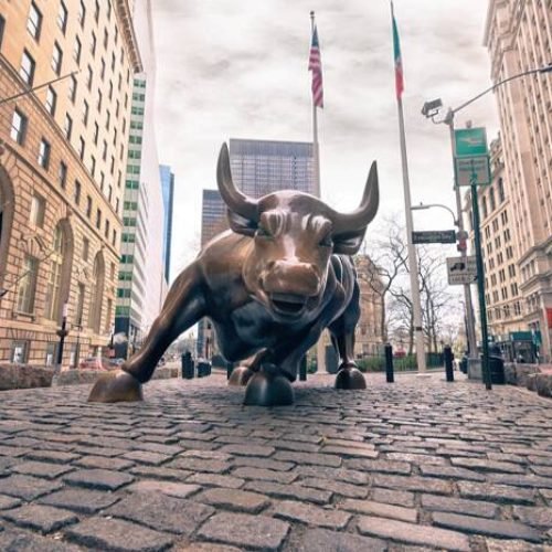 Earnings, Policy Growth Keep Progressive Gaining