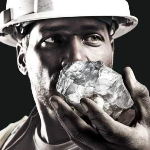 Gold, Silver, Platinum – Silver Soars 4% As Dollar Tests Yearly Lows