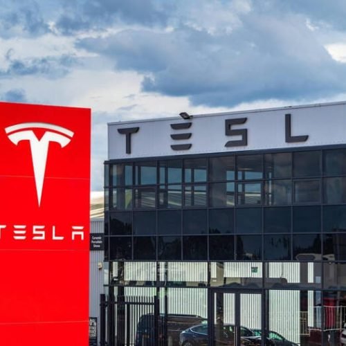 TSLA, F and BYDDY Forecast – Auto Makers Mixed in Premarket