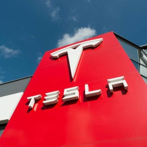 TSLA, AMZN and META Forecast – Stocks a Bit Lackluster in Premarket Trading