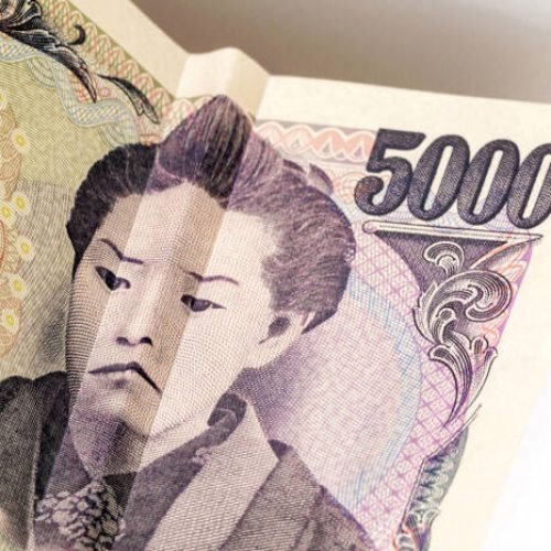 Japanese Yen and Aussie Dollar Forecasts: Japan Inflation Surprises, USD/JPY Dips