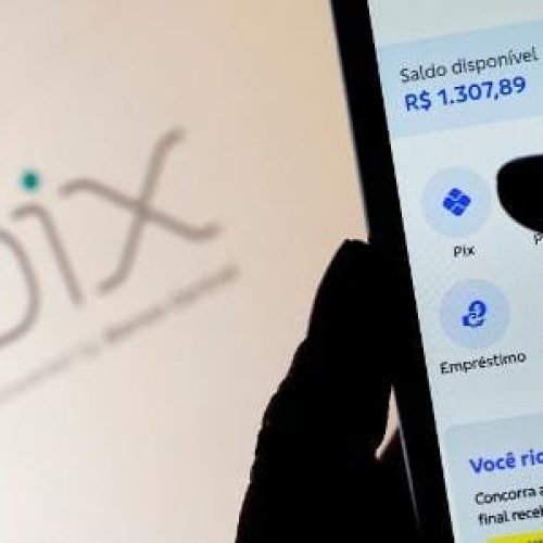 Por que iPhones ainda não têm Pix por aproximação?