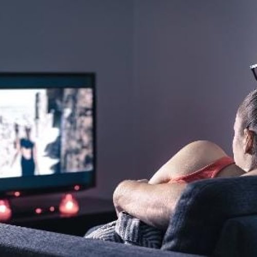 como é o Netflix público governo com produções nacionais