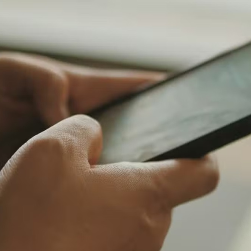 Trump isenta celulares e computadores de 'tarifas recíprocas'