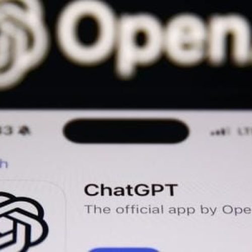 ChatGPT flexibiliza e permite gerar conteúdo erótico e de violência